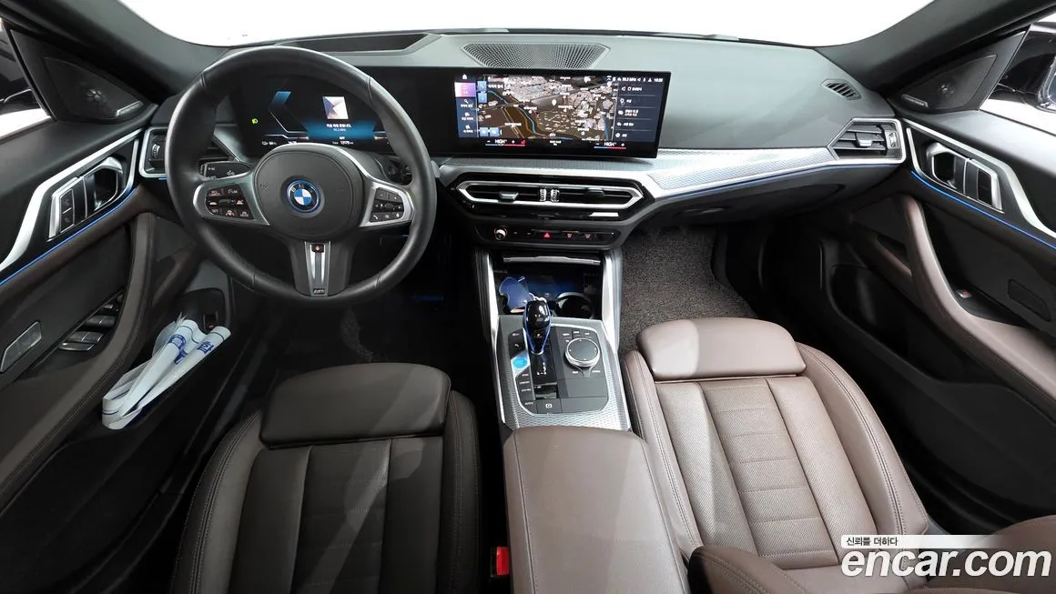 BMW i4 — фото 7