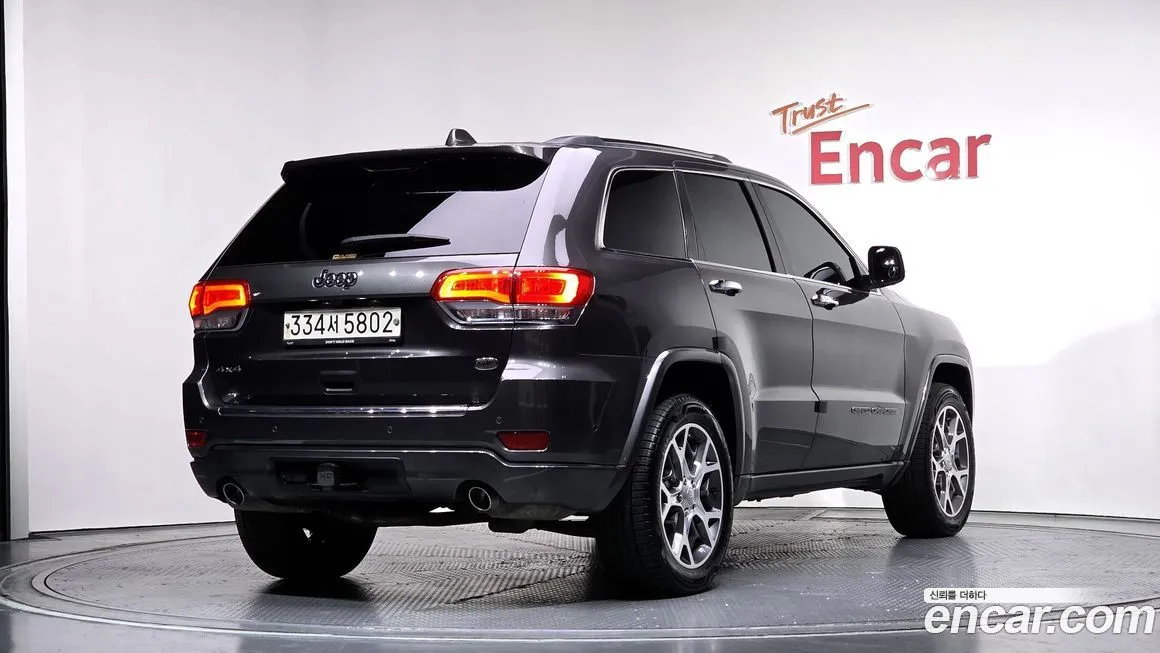Jeep Cherokee — фото 2