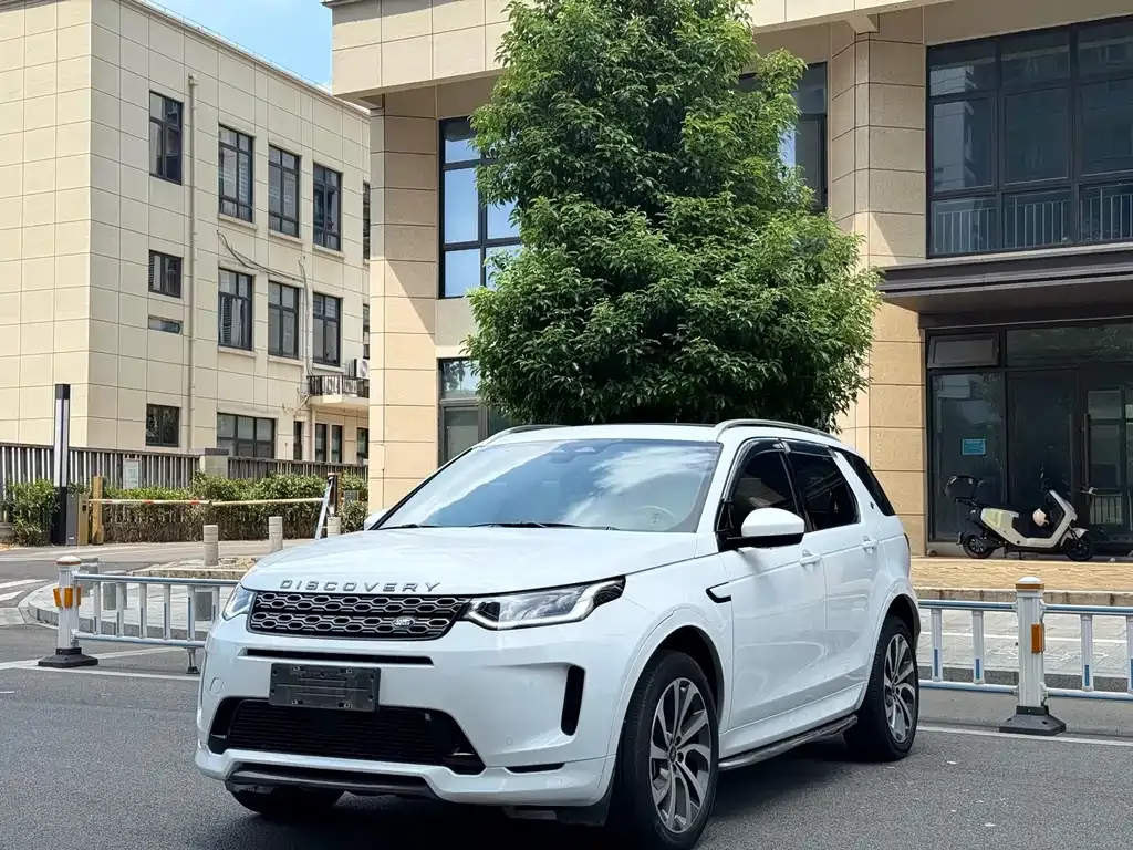 Land Rover Discovery Sport — фото 1