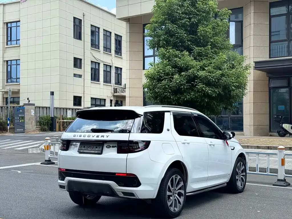 Land Rover Discovery Sport — фото 4