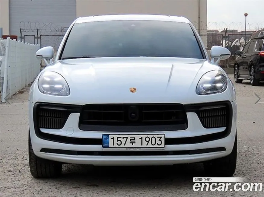 Porsche Macan — фото 1
