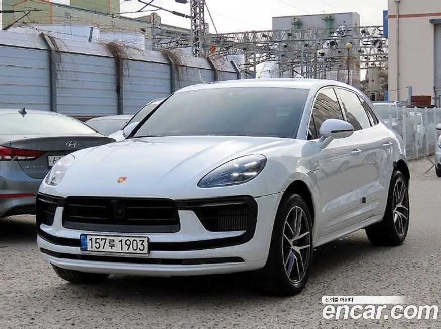 Porsche Macan — фото 10