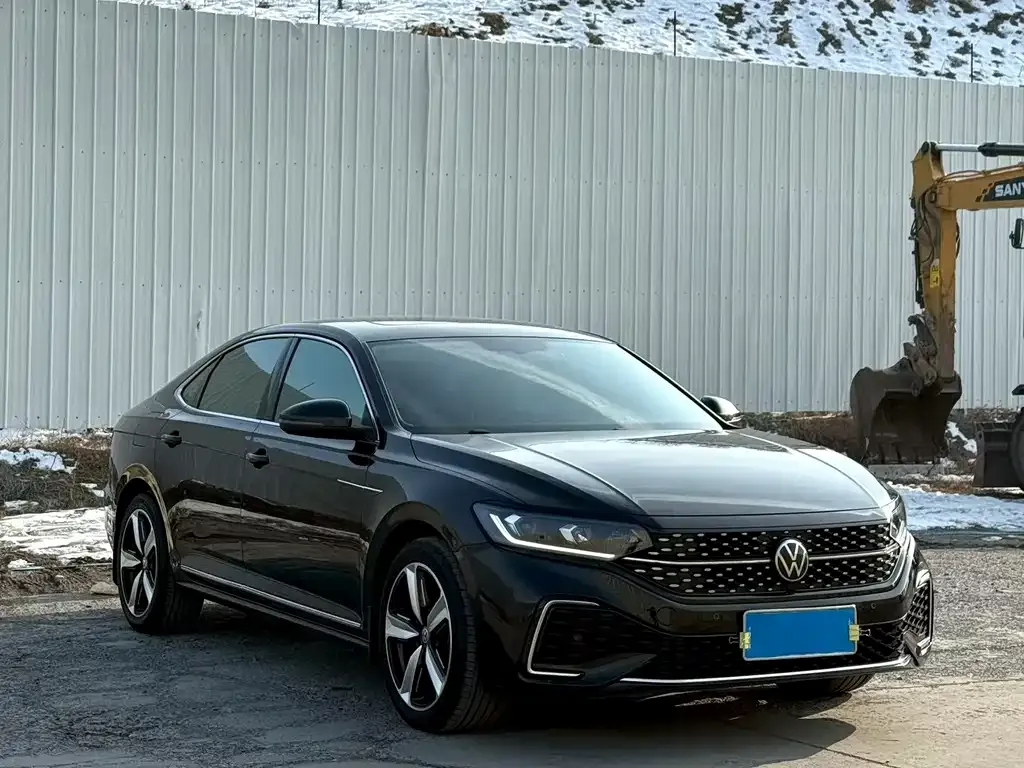Volkswagen Passat — фото 3