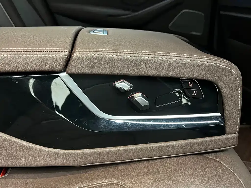 BMW 5 Series New Energy — фото 6