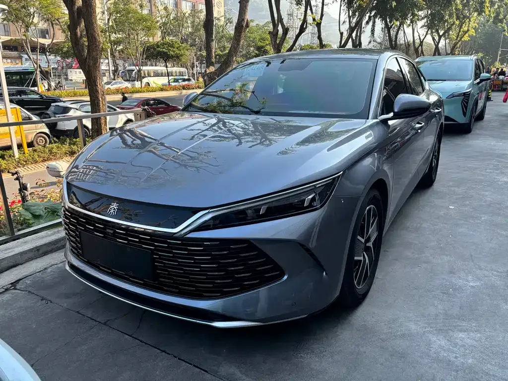 BYD Qin L — фото 1