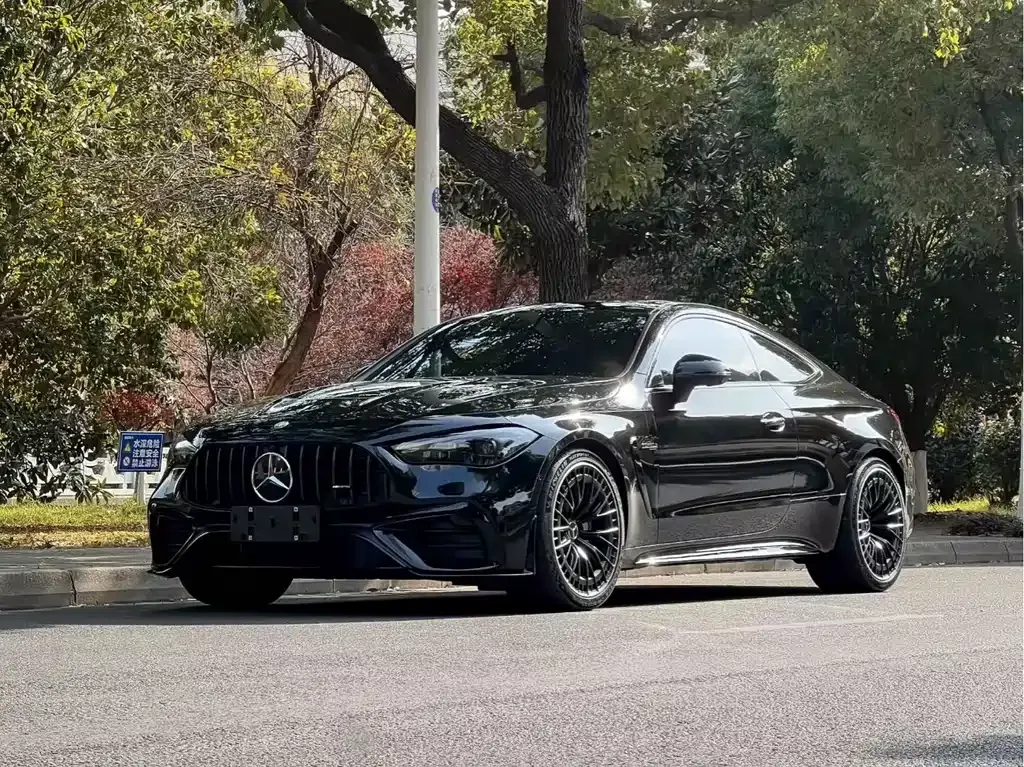 Mercedes-Benz CLE AMG — фото 1
