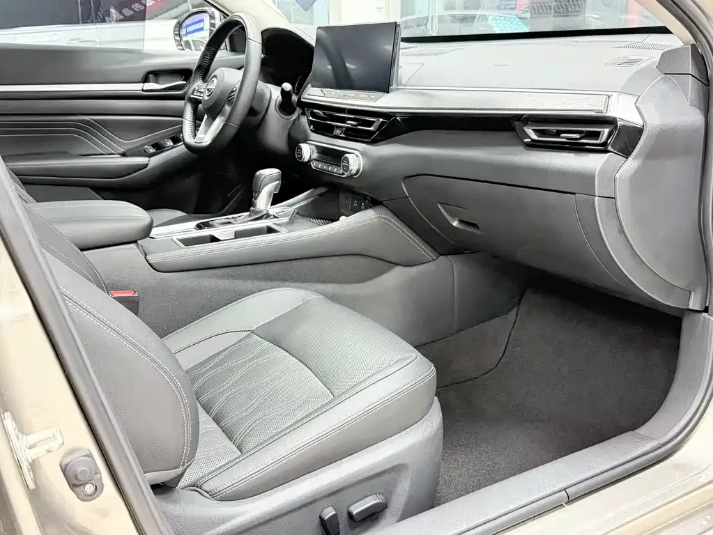 Nissan Teana — фото 3