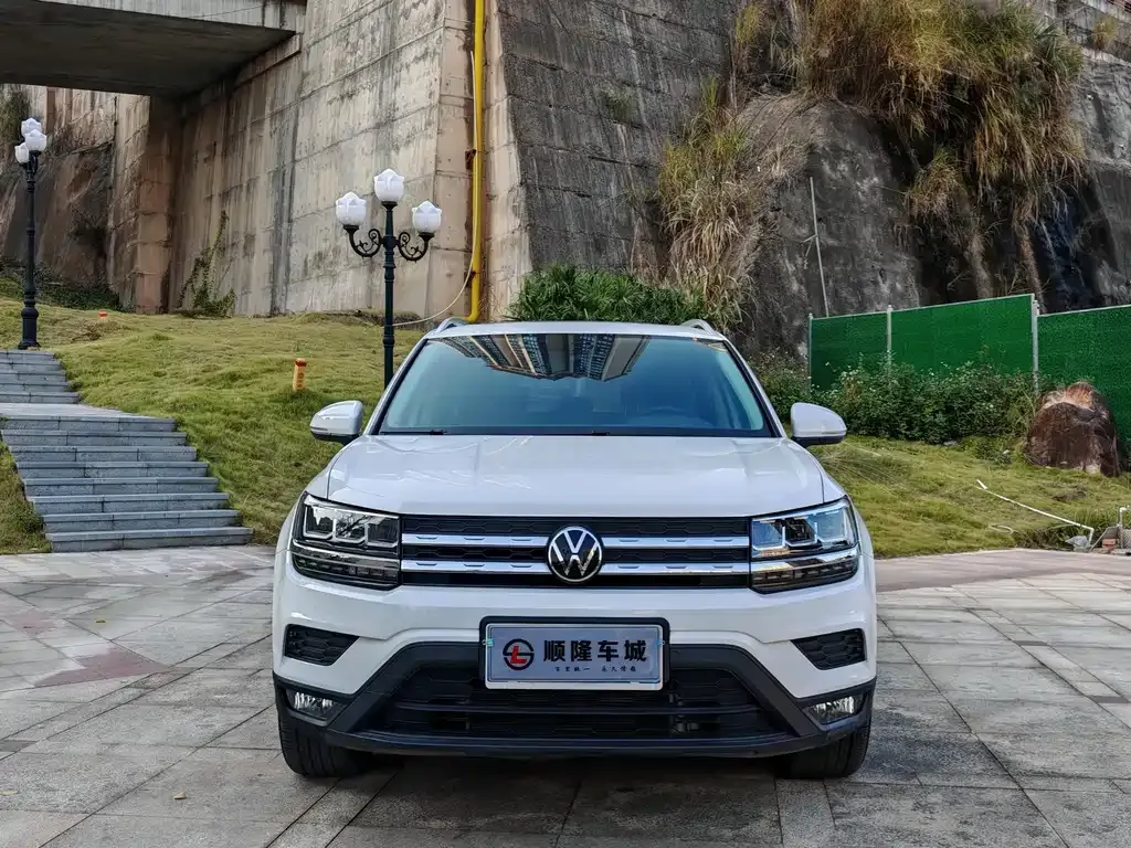 Volkswagen Tharu — фото 7