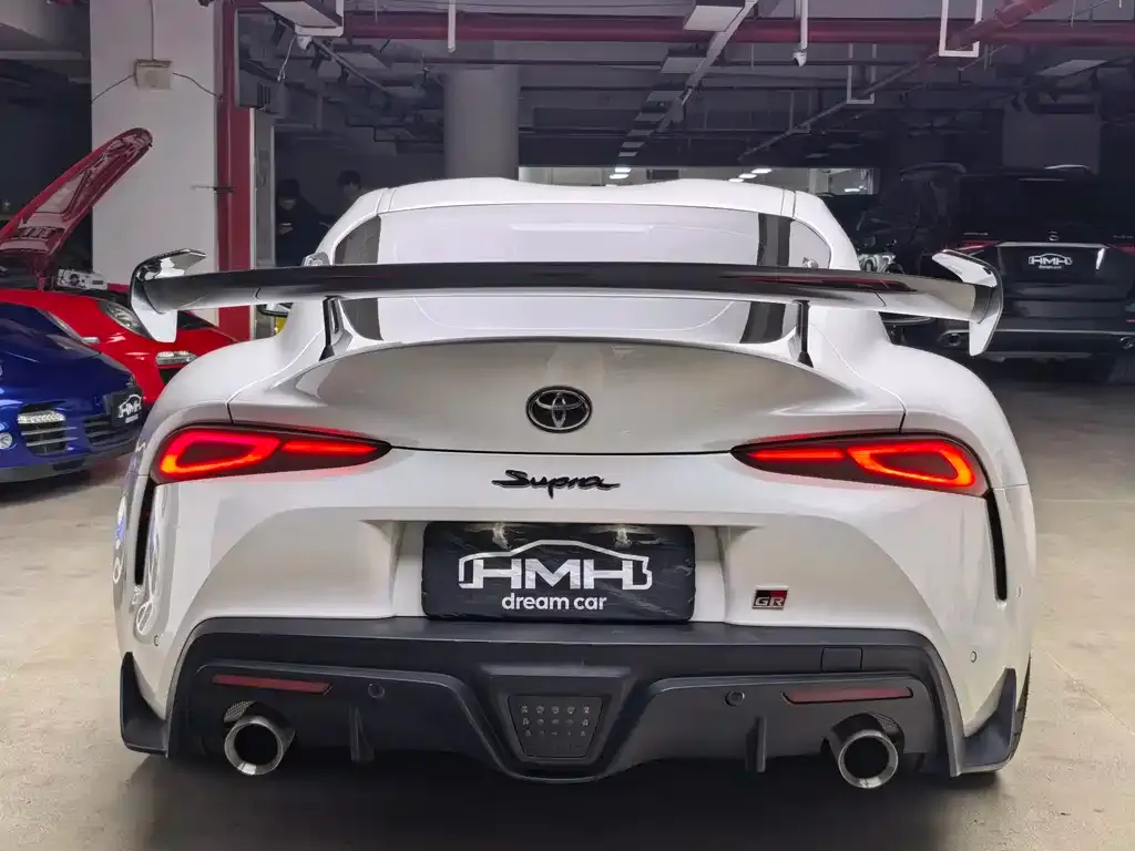 Toyota Supra — фото 2