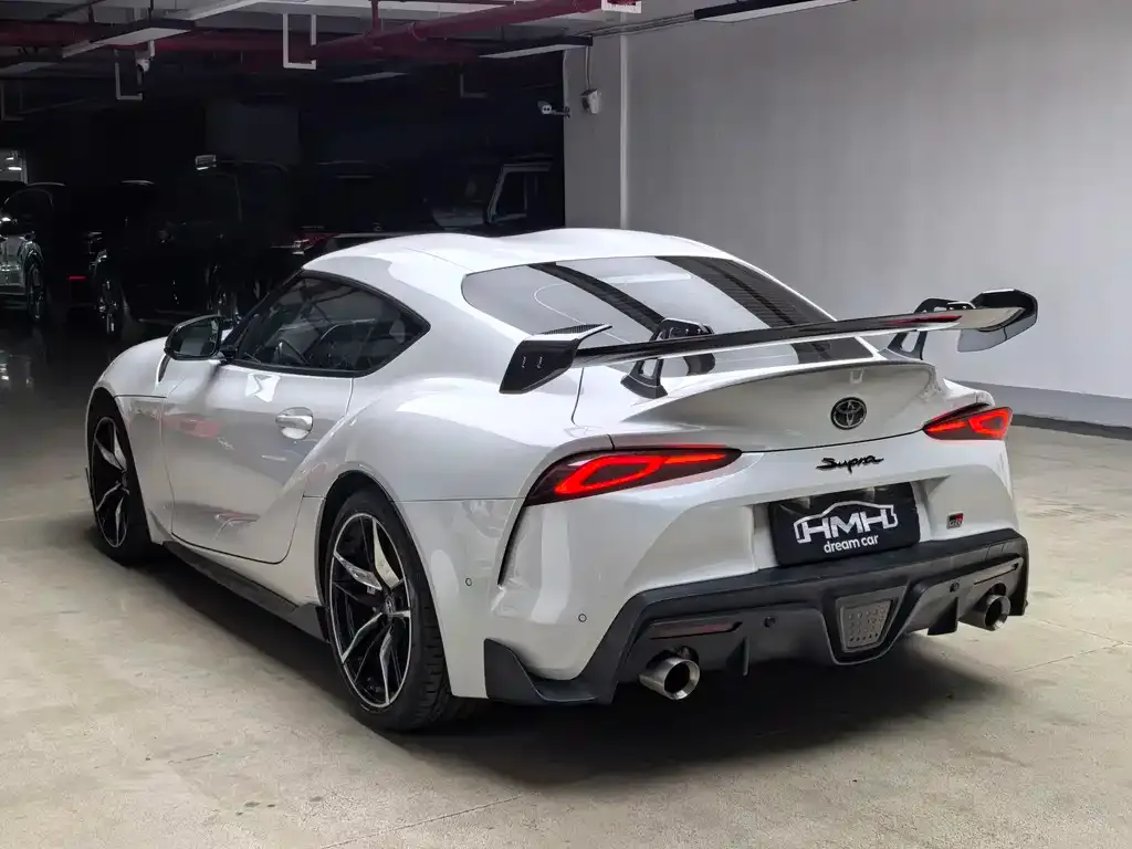 Toyota Supra — фото 8