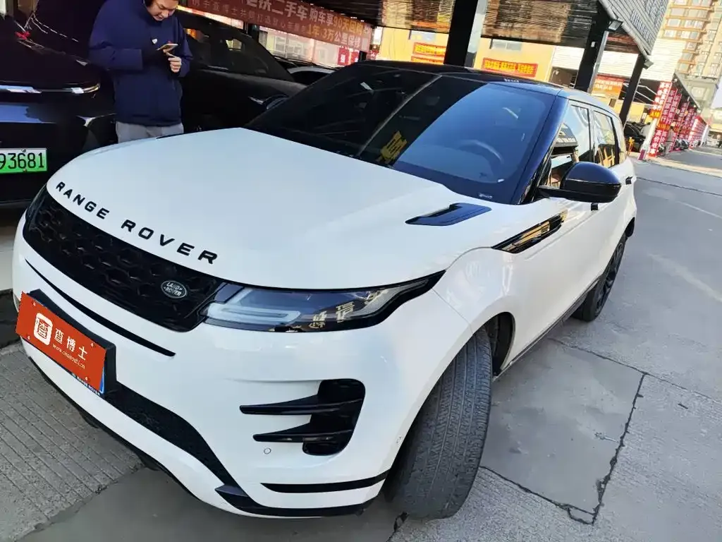 Land Rover Evoque — фото 1