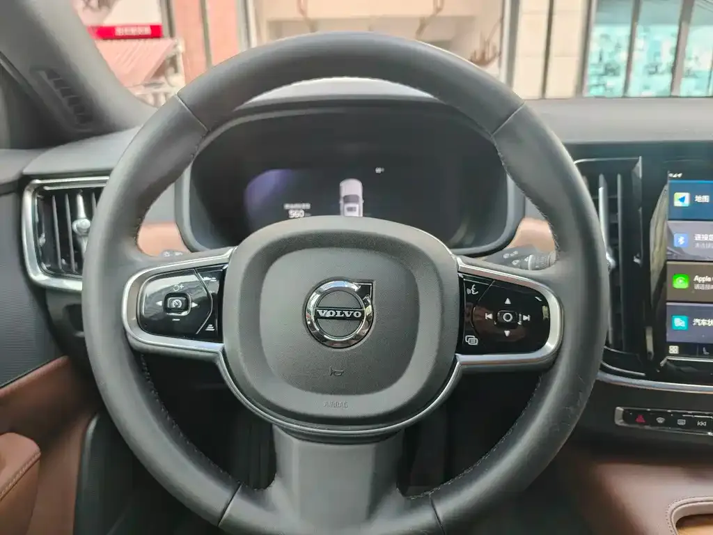 Volvo S90 — фото 2