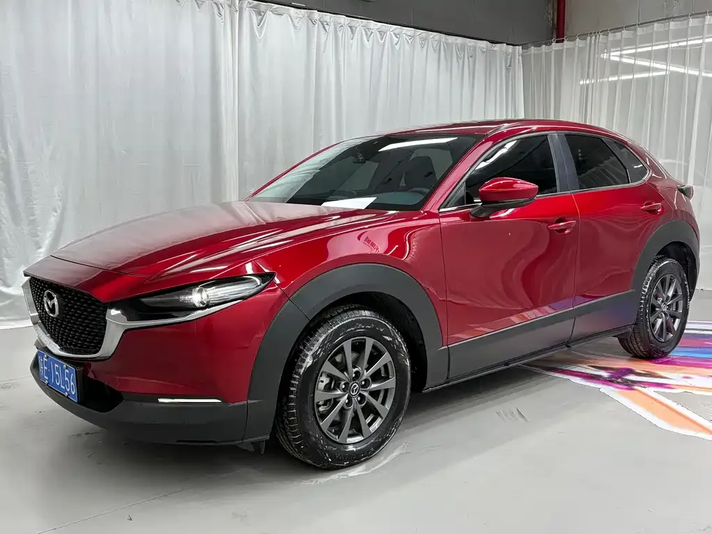 Mazda CX-30 — фото 1