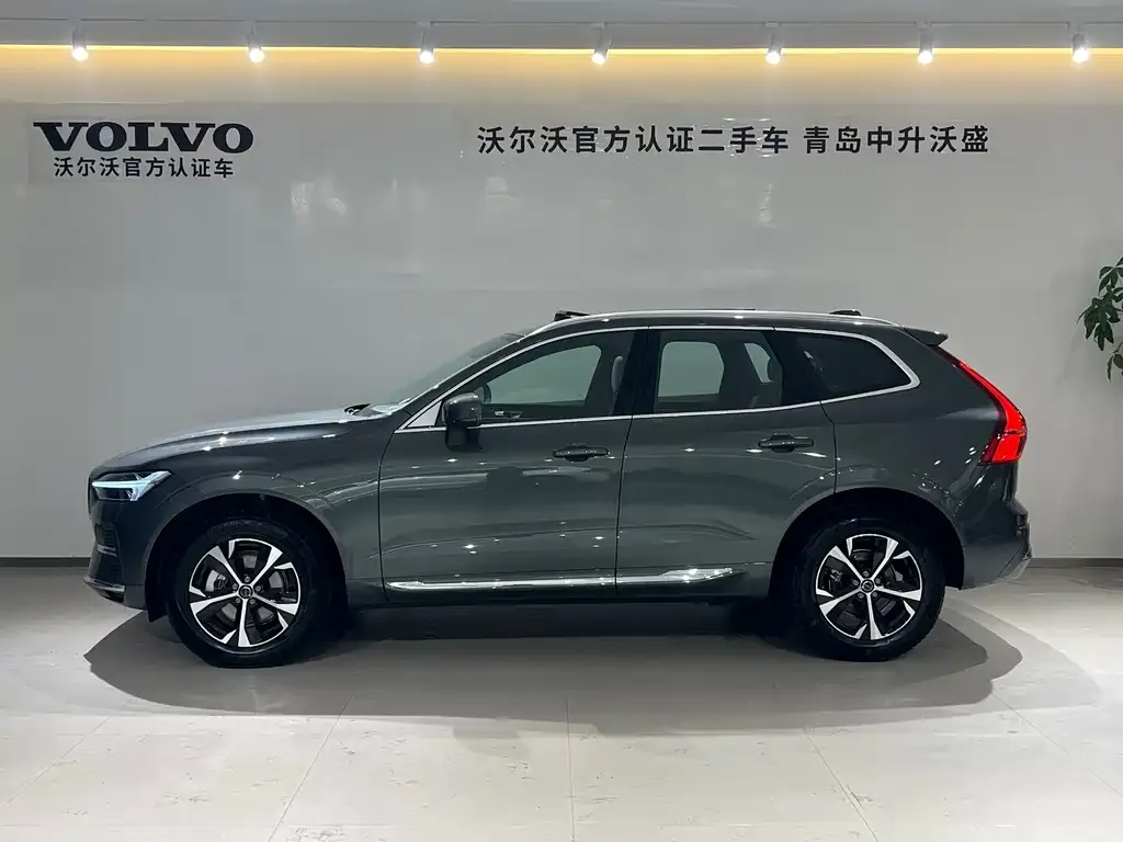 Volvo XC60 — фото 5