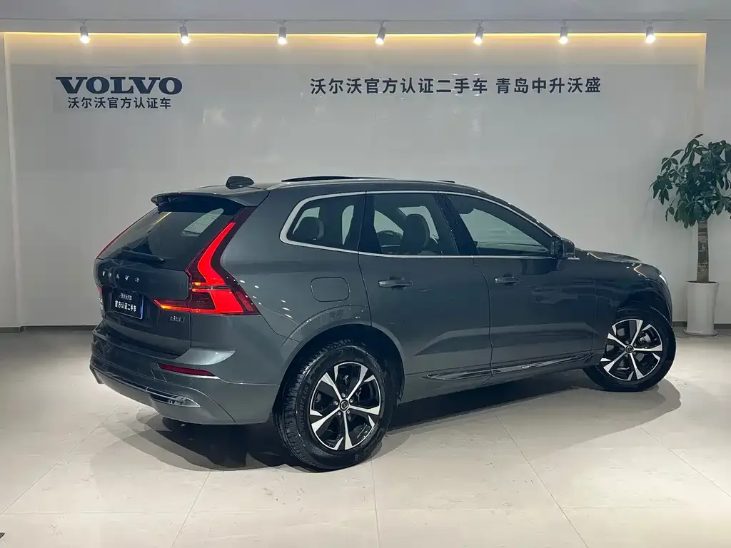 Volvo XC60 — фото 2