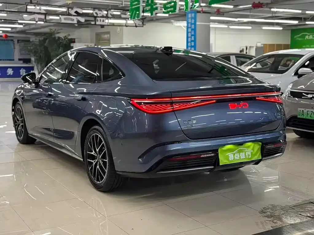 BYD Seal 07 DM-i — фото 7