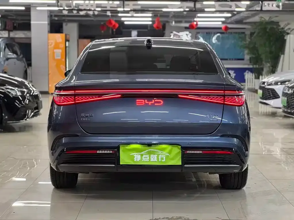 BYD Seal 07 DM-i — фото 3