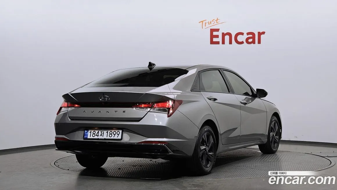 Hyundai AVANTE — фото 4