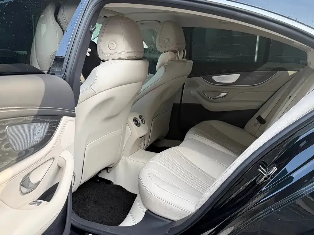 Mercedes-Benz CLS — фото 9