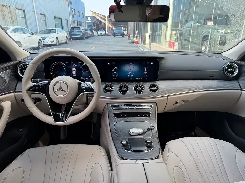 Mercedes-Benz CLS — фото 3