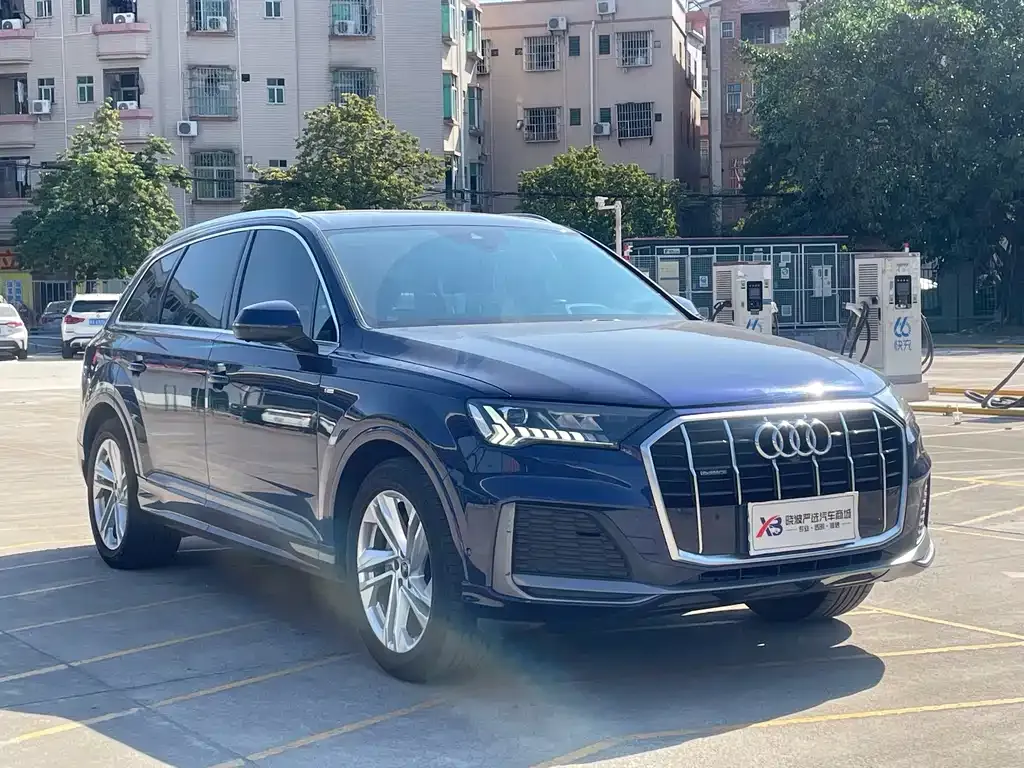Audi Q7 — фото 4