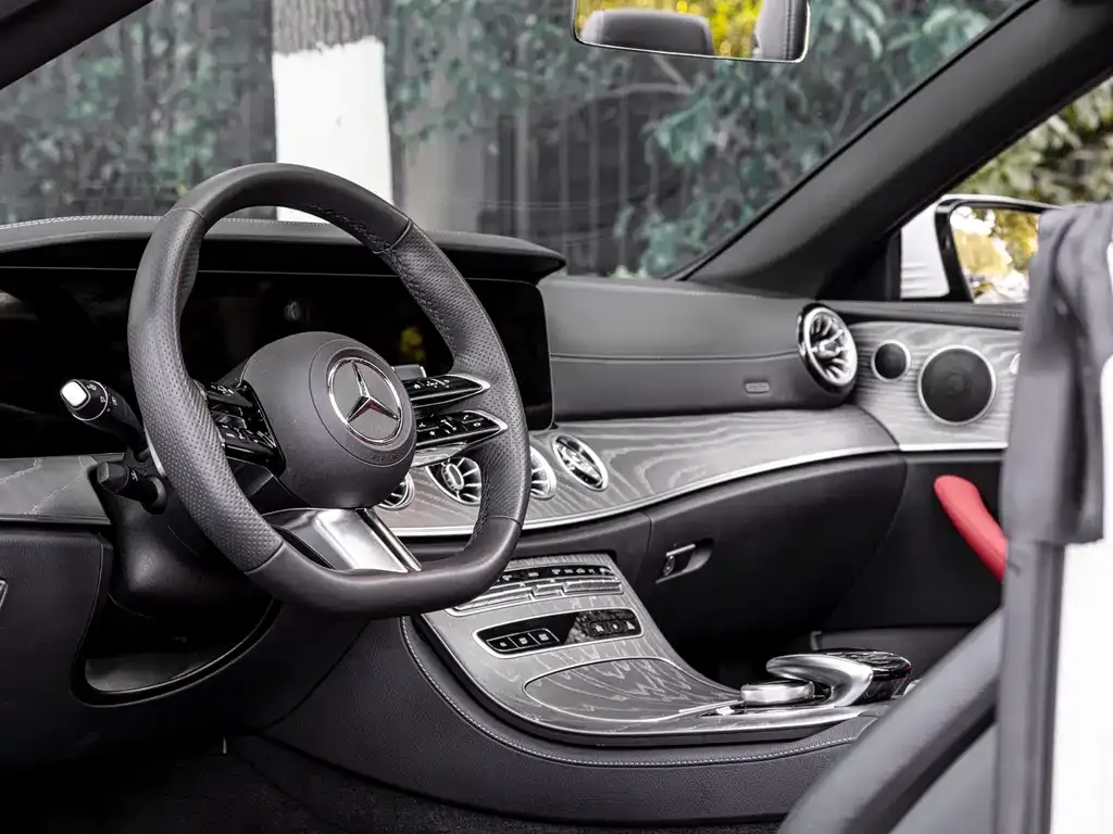 Mercedes-Benz E-Class (Import) — фото 6