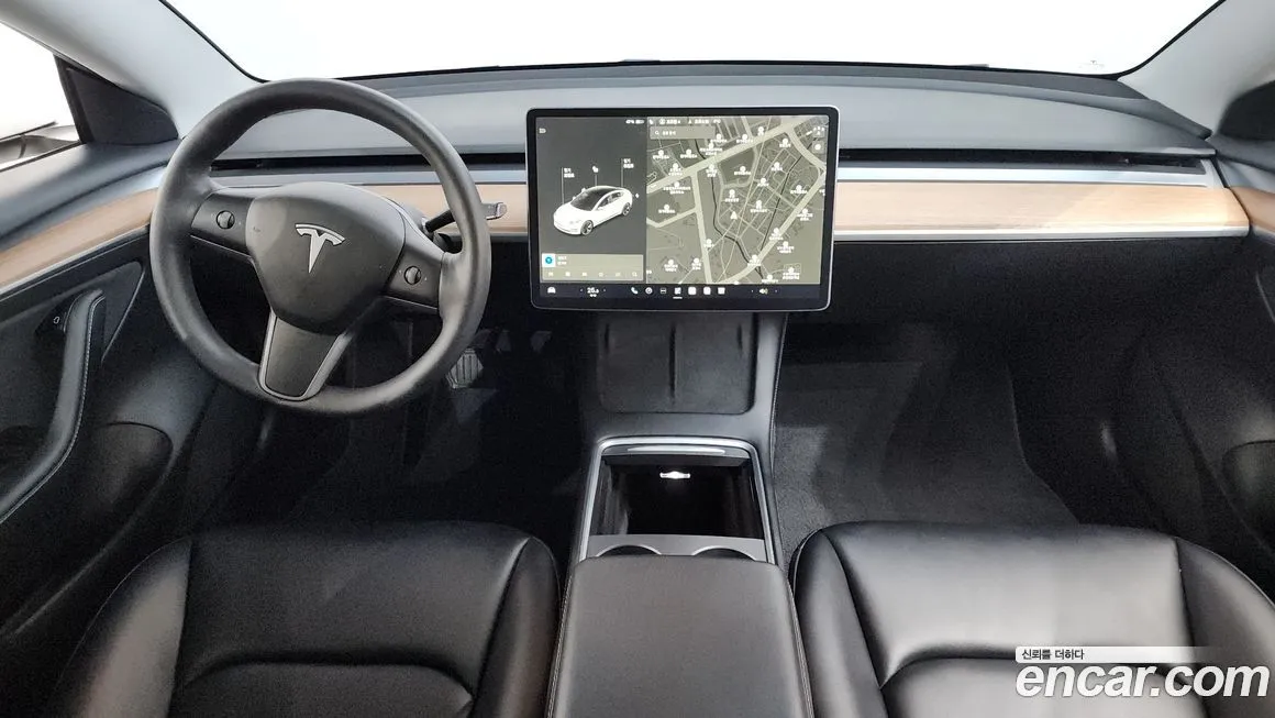 Tesla Model 3 — фото 10