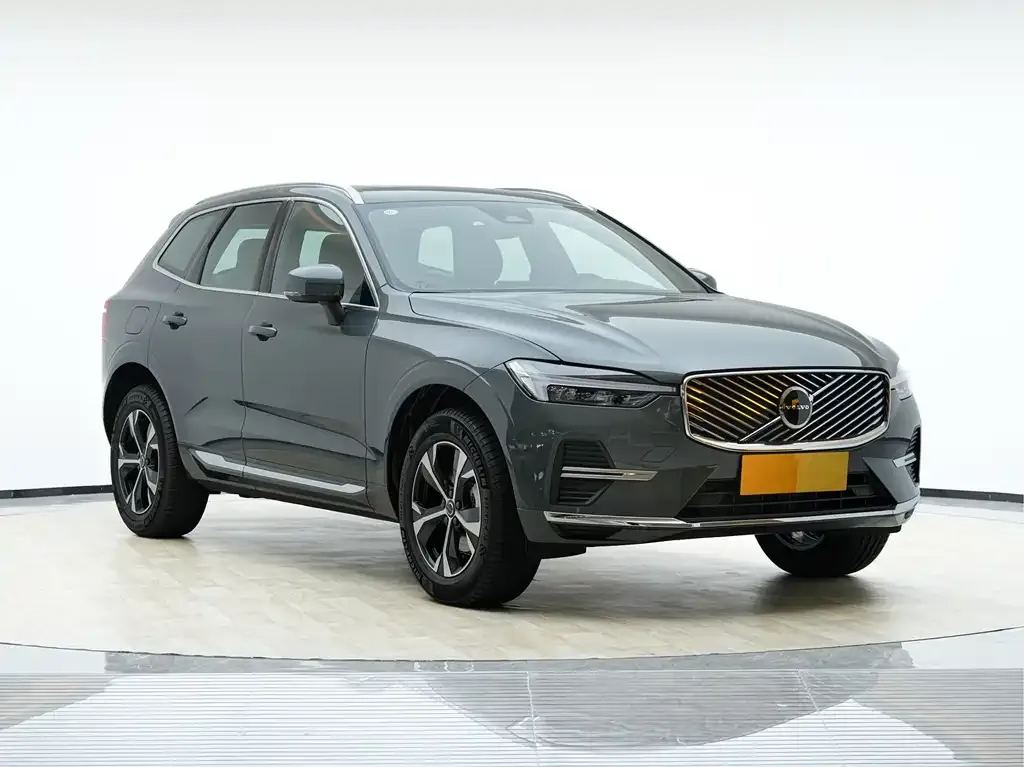 Volvo XC60 — фото 2