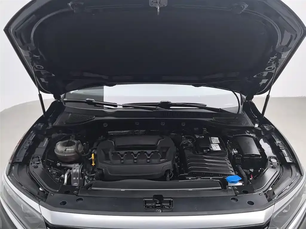 Volkswagen Passat — фото 7