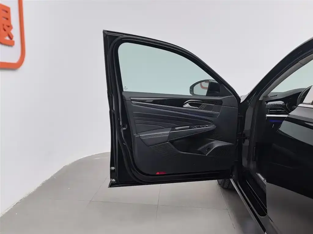 Volkswagen Passat — фото 8