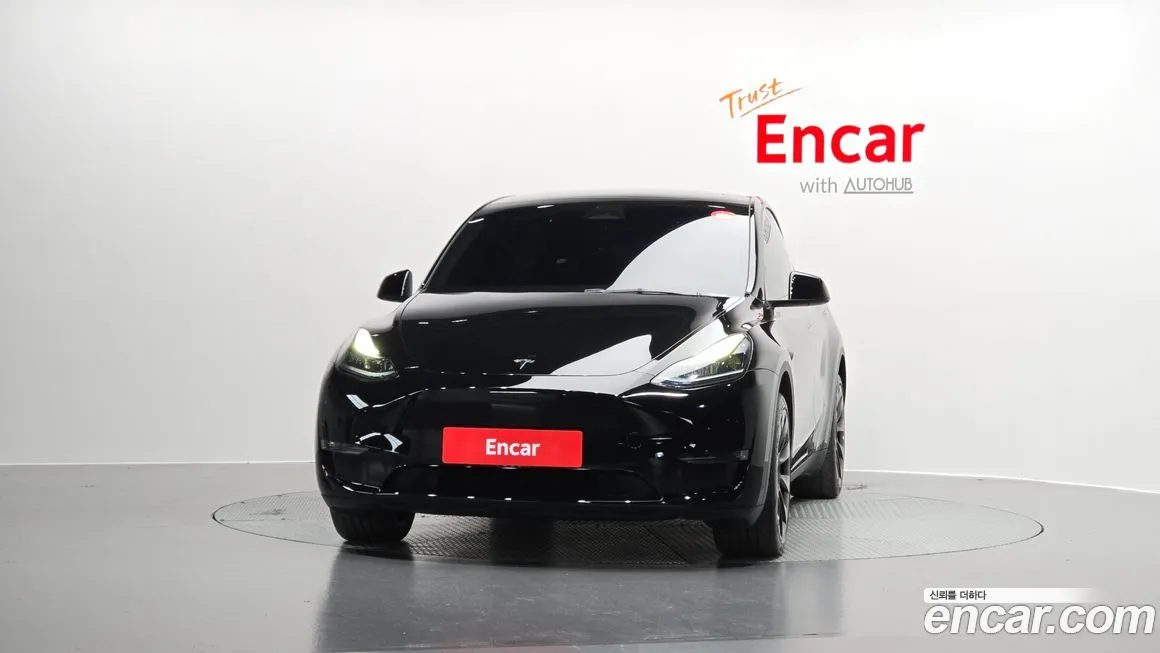 Tesla Model Y — фото 3