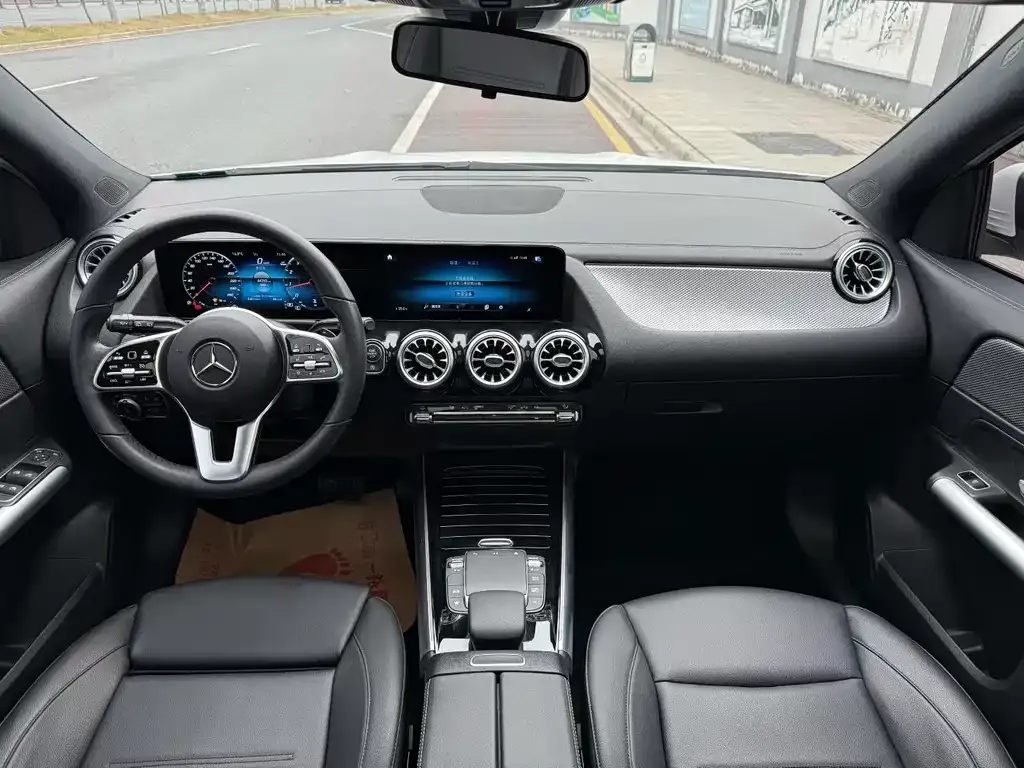 Mercedes-Benz GLA — фото 3