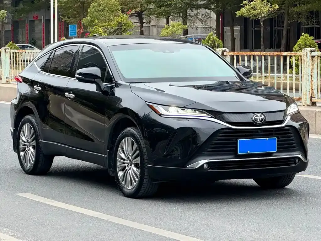 Toyota Harrier — фото 7