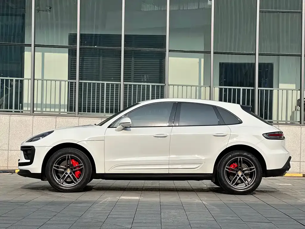 Porsche Macan — фото 8