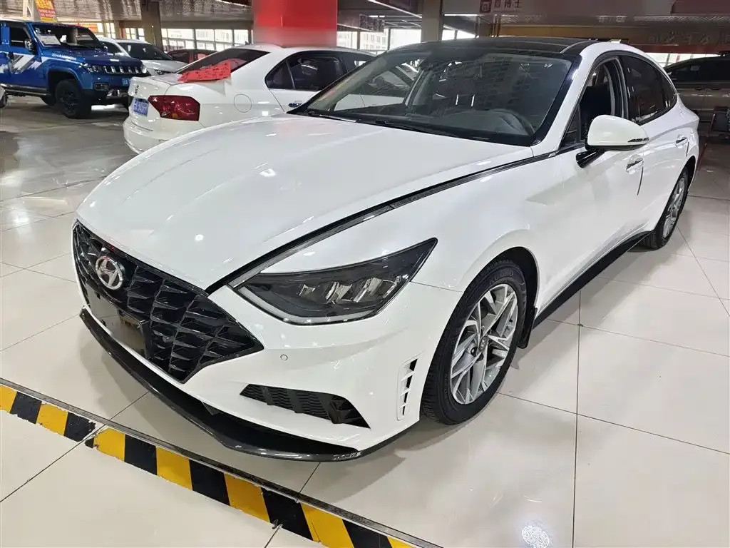 Hyundai Sonata — фото 7