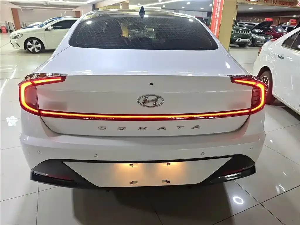 Hyundai Sonata — фото 3
