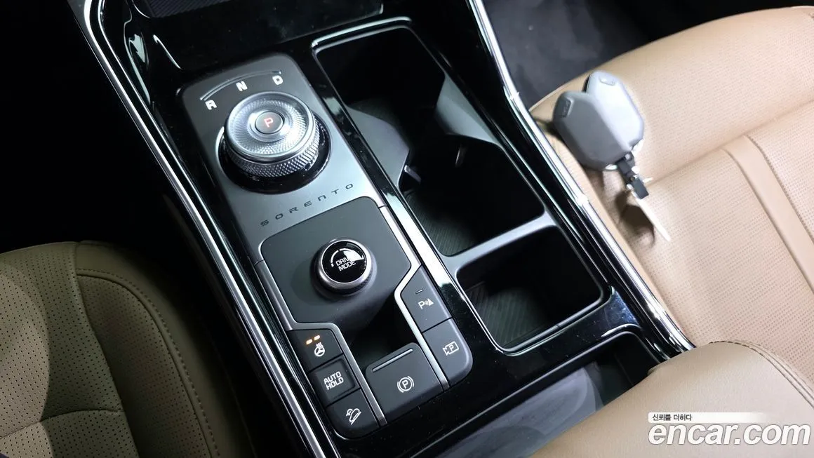 Kia Sorento — фото 10