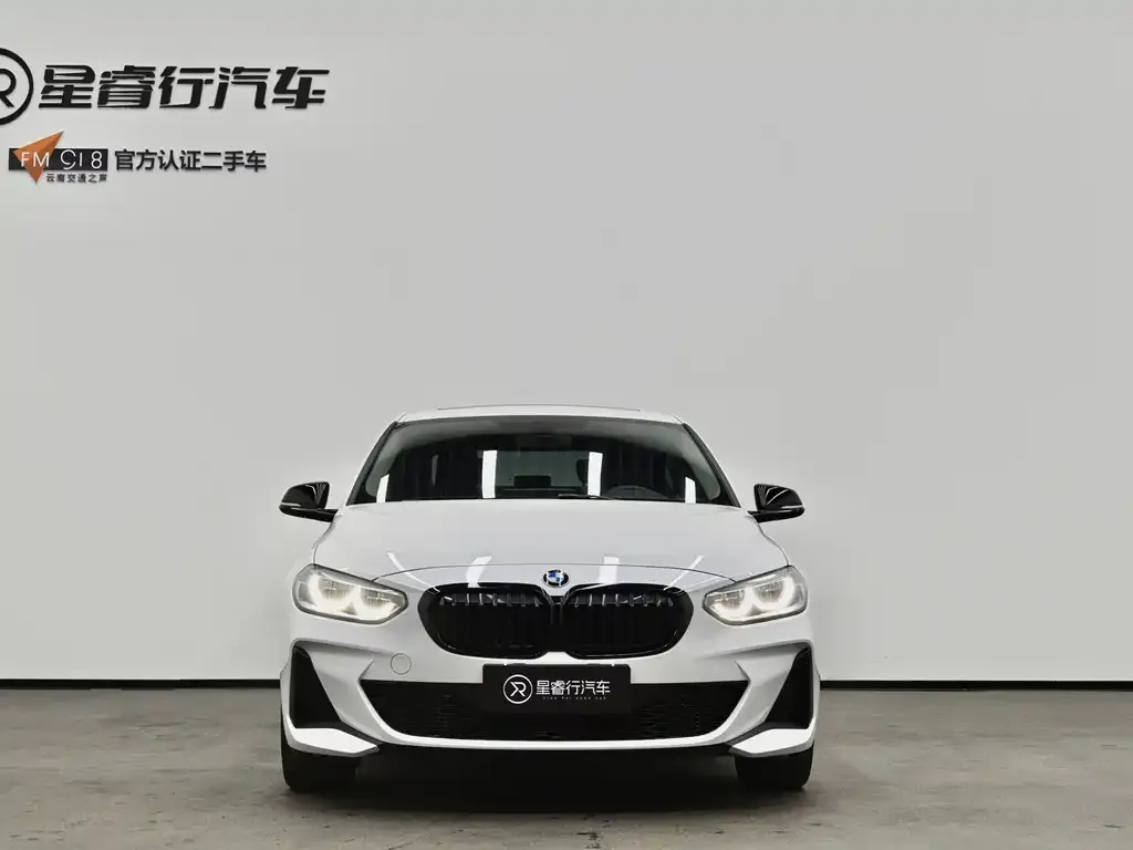 BMW 1 Series — фото 1