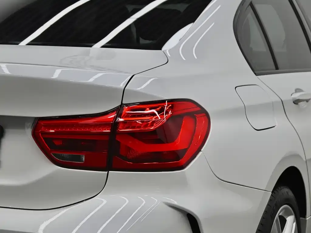 BMW 1 Series — фото 10