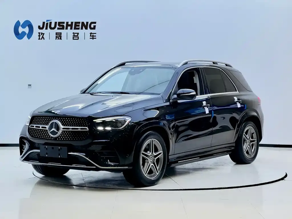 Mercedes-Benz GLE — фото 1