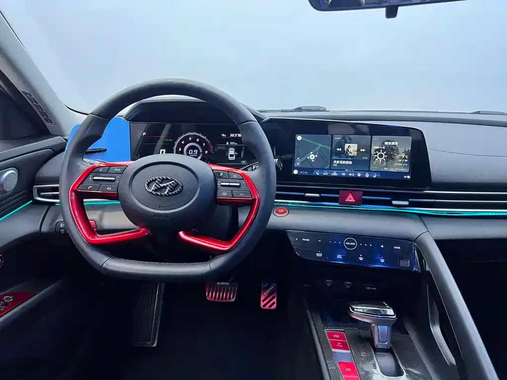 Hyundai Elantra — фото 6