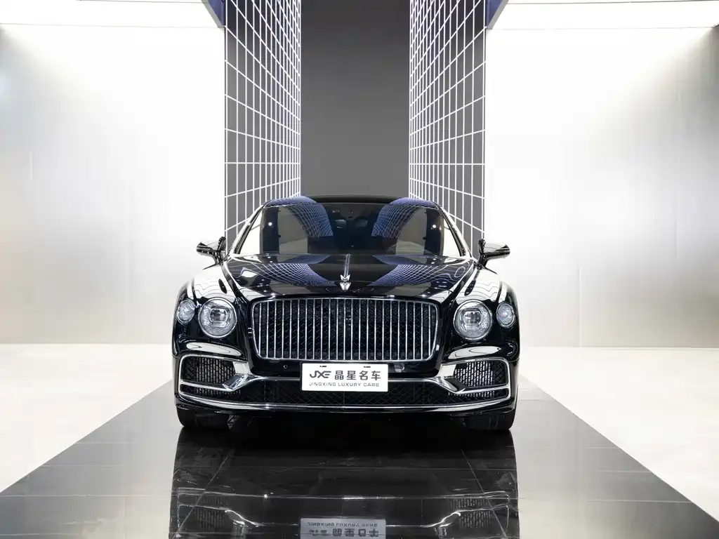 Bentley Flying Spur — фото 7
