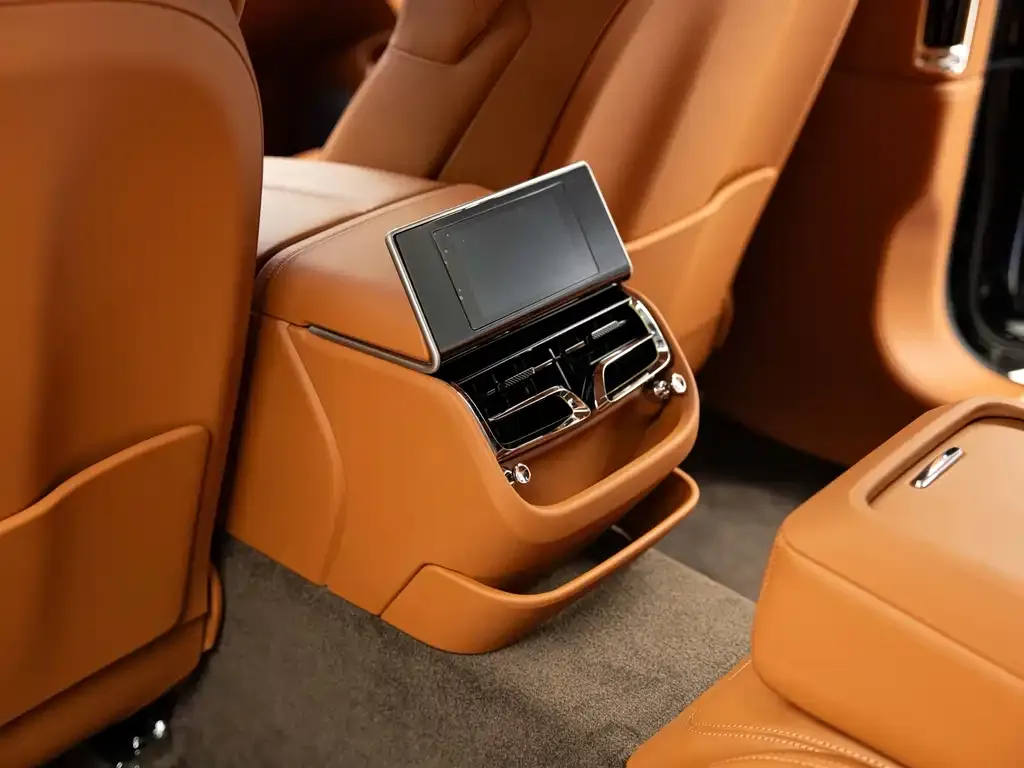 Bentley Flying Spur — фото 2