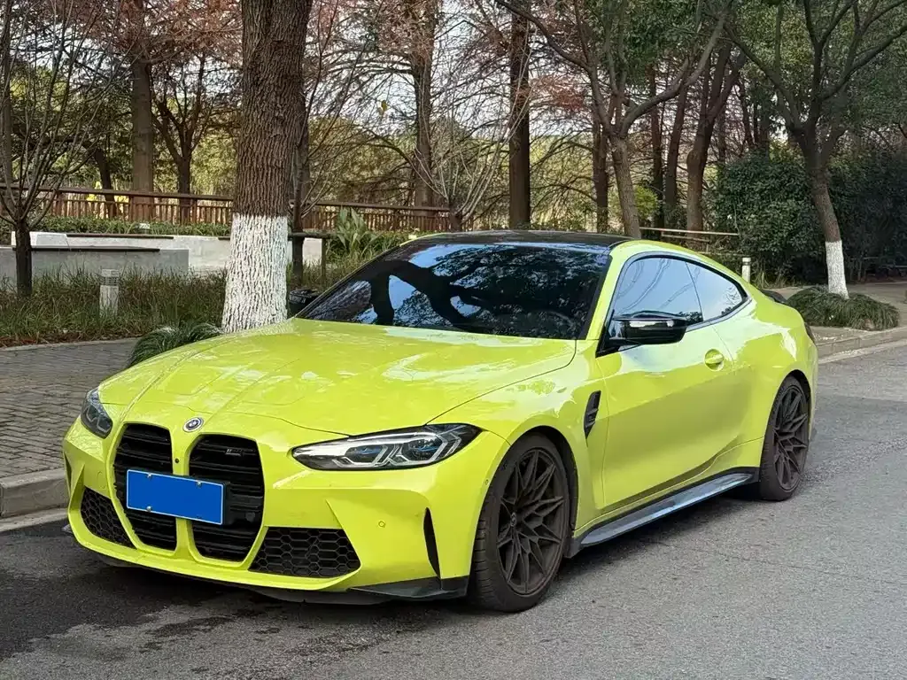 BMW M4 — фото 1