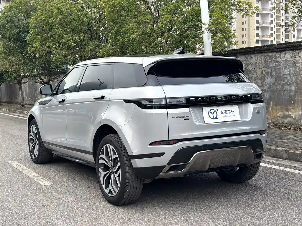 Land Rover Evoque — фото 7