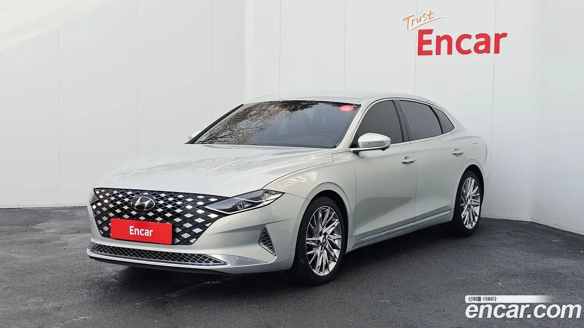 Hyundai Grandeur — фото 1