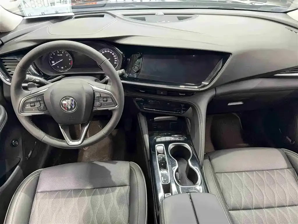 Buick Envision Plus — фото 8
