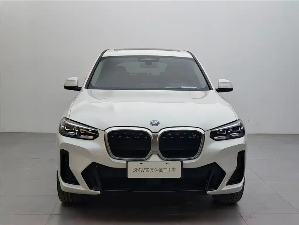 BMW iX3 — фото 5