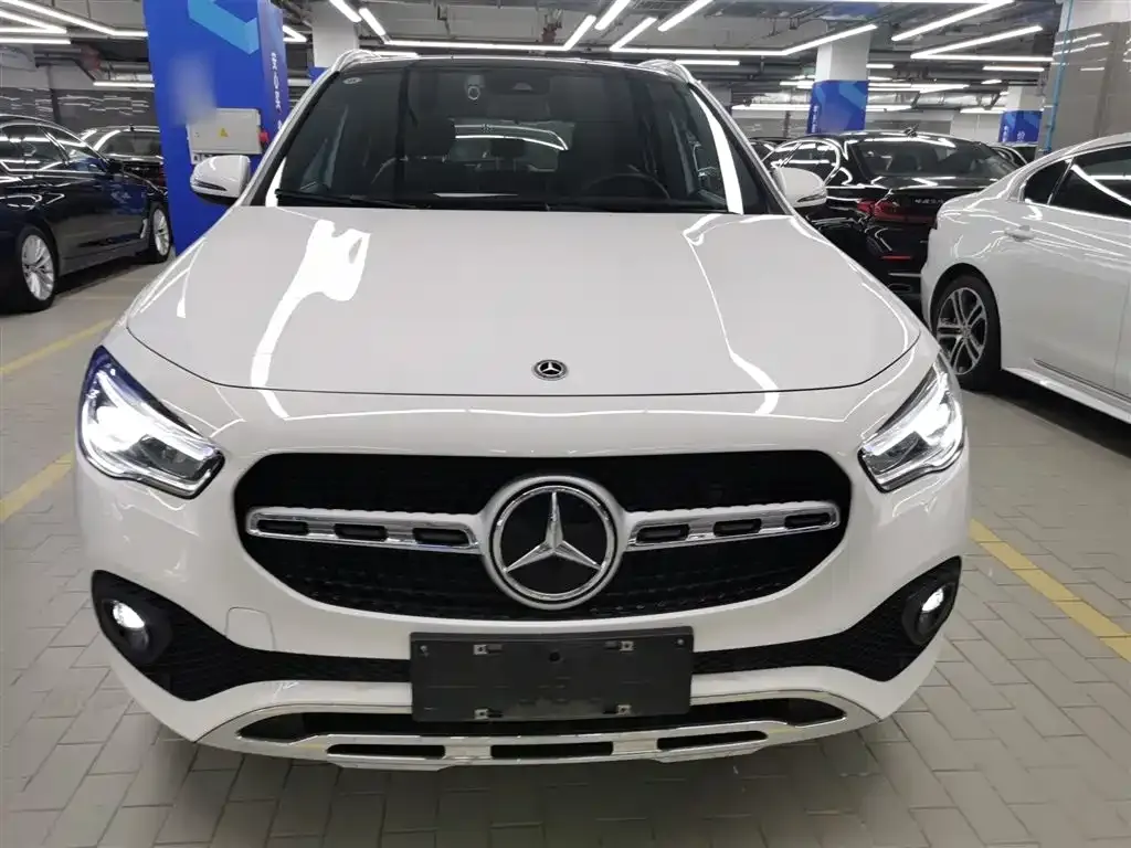 Mercedes-Benz GLA — фото 9