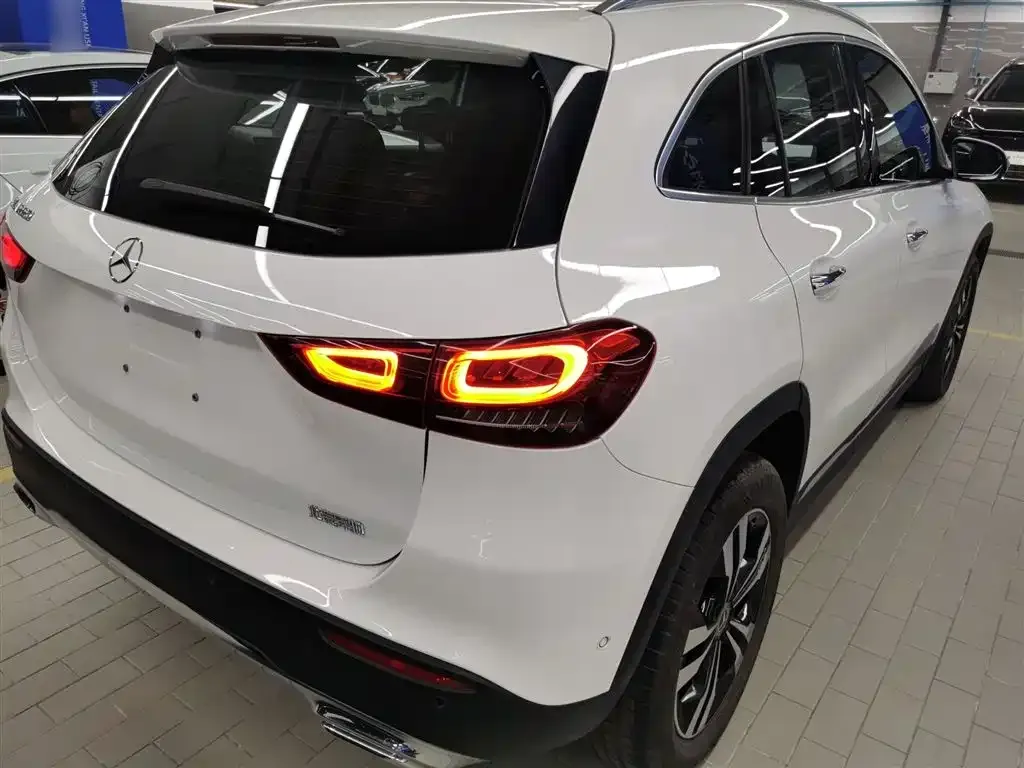 Mercedes-Benz GLA — фото 3